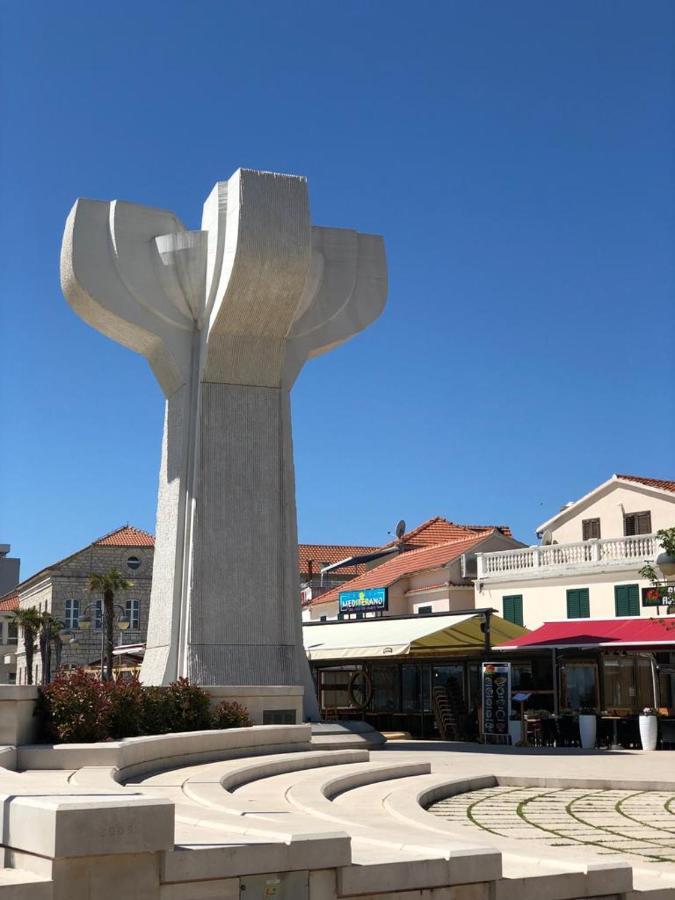 Apartmani Bolero - Obiteljski Odmor Vodice Exterior foto